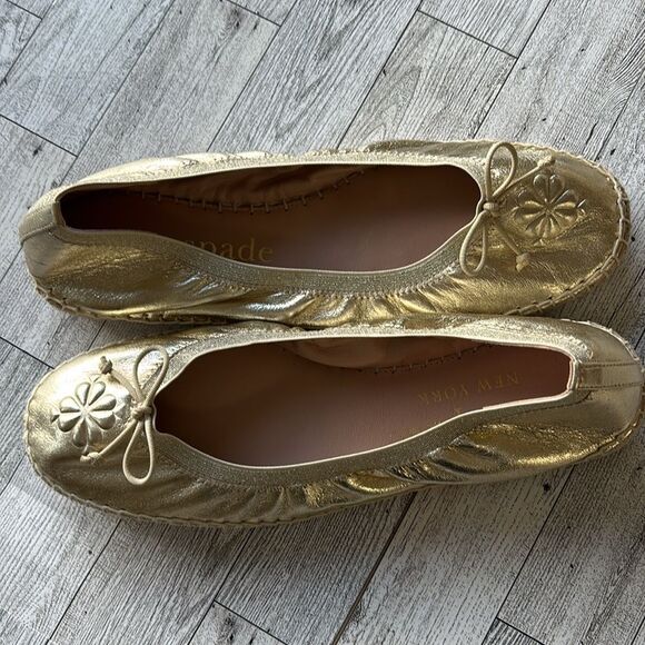 KATE SPADE Gold Metallic
Women's Clubhouse Espadrille Flats size 9 - Picture 2 of 9